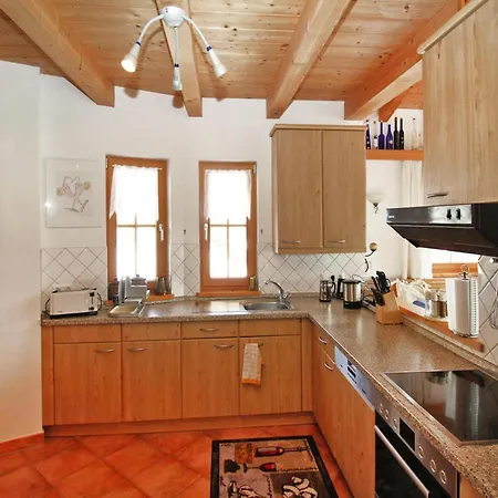 Chalet, Chalet *